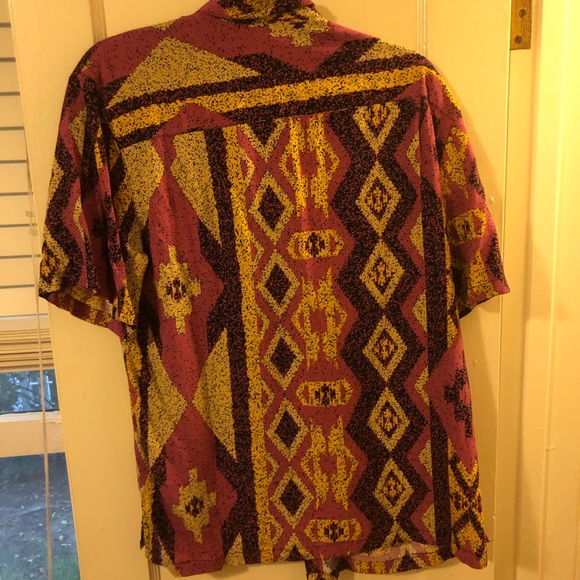 Button down - Picture 2 of 2